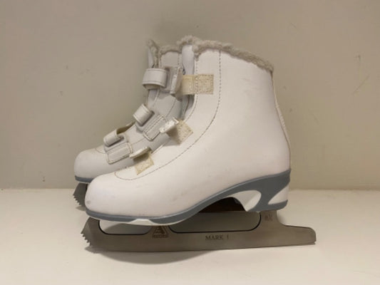 Jackson Finesse 160 skates, sz 2Y