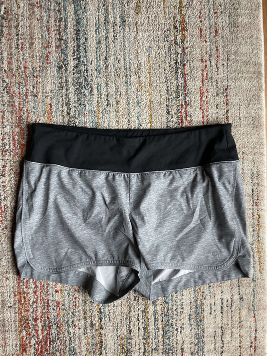 GapFit maternity shorts medium , Maternity M (8-10)