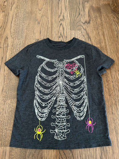 Cat & Jack Halloween TShirt 4/5T, Kids 4/4T