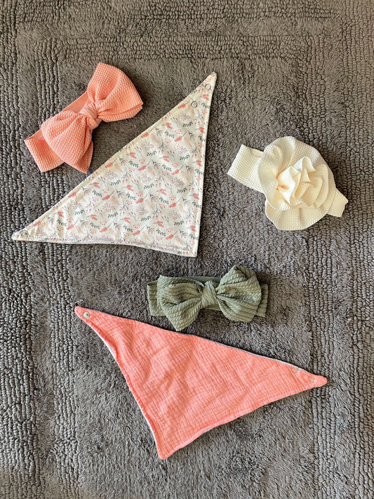 NWOT Matching set of 2 bibs and 3 bows- cream, olive green, peach- Ava Olivia brand