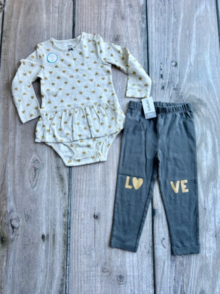 Carter’s size 24m girls 2-piece set with gold hearts peplum onesie and “love” leggings, brand new with tags, Kids 24 Month (18-24M)