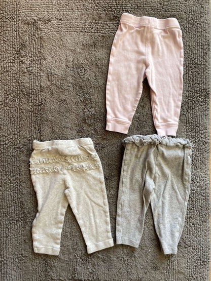 Carter's 9M bundle- 2 long sleeved tops, 4 pairs of pants, Kids 9 Month (6-9M)