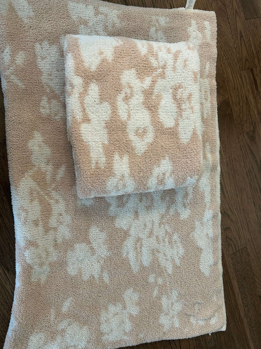 2 x Matching Baby Blankets - Peachy pink & cream