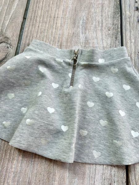 H&M size 2-4 girls silver foil hearts skirt, Kids 4/4T