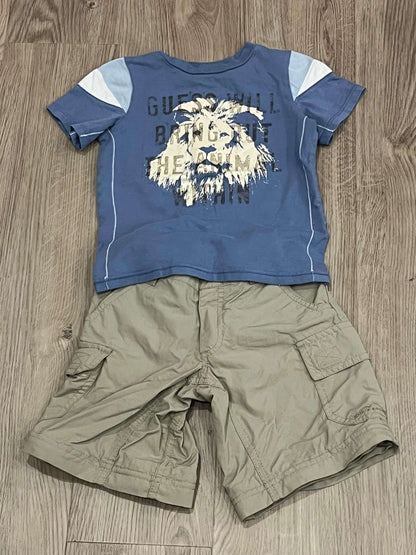 Boys Blue Guess ‘Lion’ T-shirt size 2T and Eddie Bauer Khaki Cargo Zip-off pants size XXS, VGUC, Kids 2T