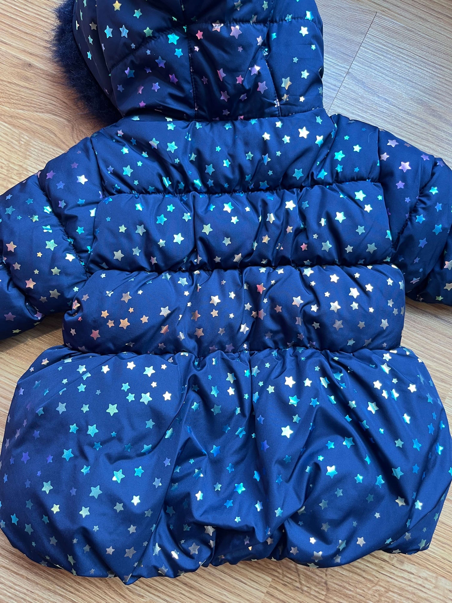 BNWOT - Adorable Rainbow Star Puffer Jacket, Kids 12 Month (9-12M)