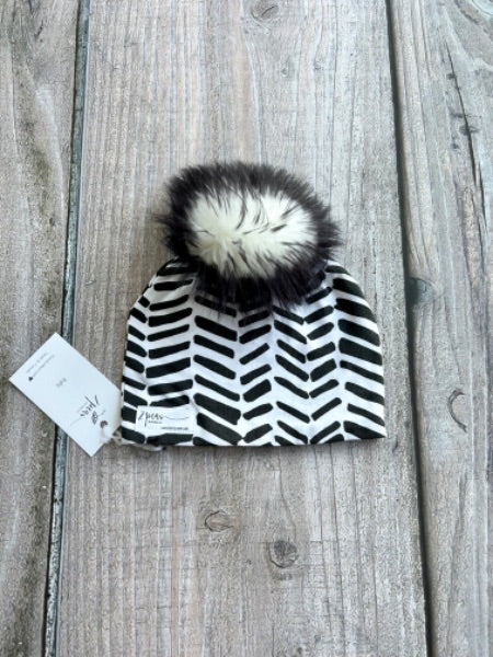 Small shop handcrafted baby size (0-12mth) pom pom hat, pom beanie, monochrome herringbone print, new with tags