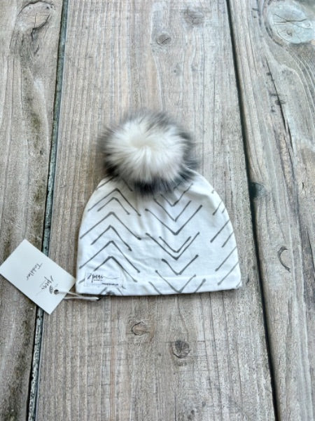 Small shop handcrafted toddler size (1-5yrs) pom pom hat, pom beanie, light grey arrows print, new with tags