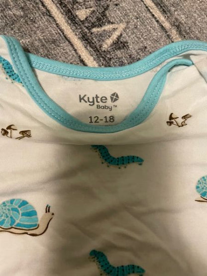 Kyte Baby Onesie - Crawl (12-18m), Kids 18 Month (12-18M)