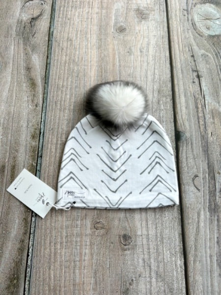 Small shop handcrafted junior/kids size (5yrs and up) pom pom hat, pom beanie, light grey arrows print, new with tags