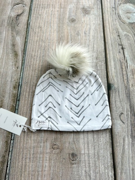 Small shop handcrafted junior/kids size (5yrs and up) pom pom hat, pom beanie, light grey arrows print, new with tags