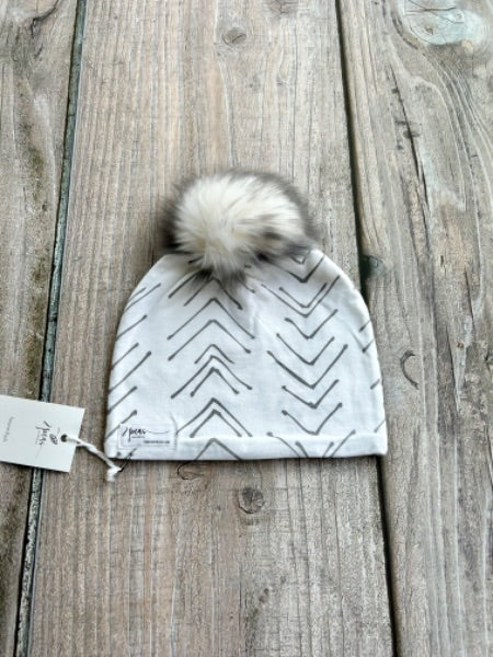 Small shop handcrafted junior/kids size (5yrs and up) pom pom hat, pom beanie, light grey arrows print, new with tags