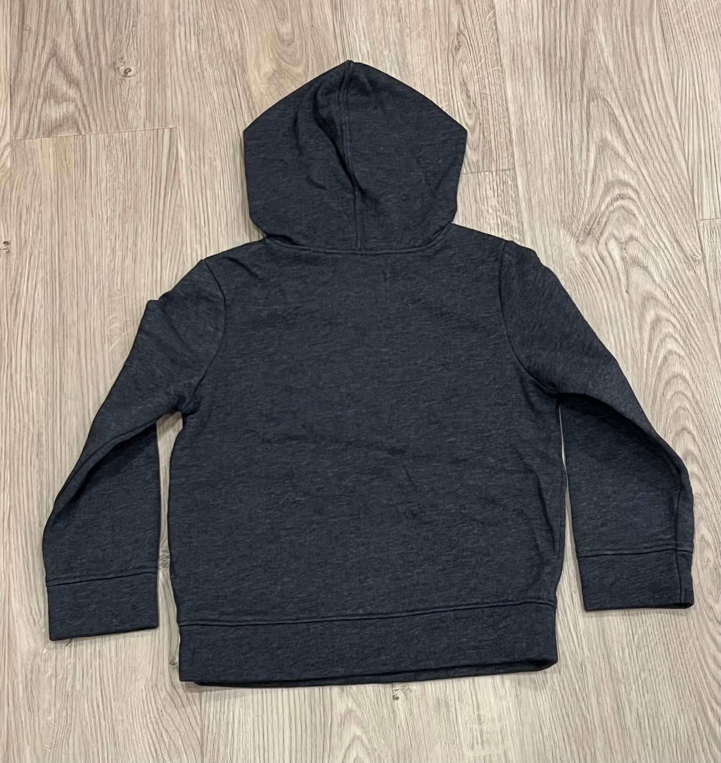 Boys Grey “Jawsome” Shark Hoodie from Old Navy, size 4T, Very Good Used Condition (VGUC), Kids 4/4T