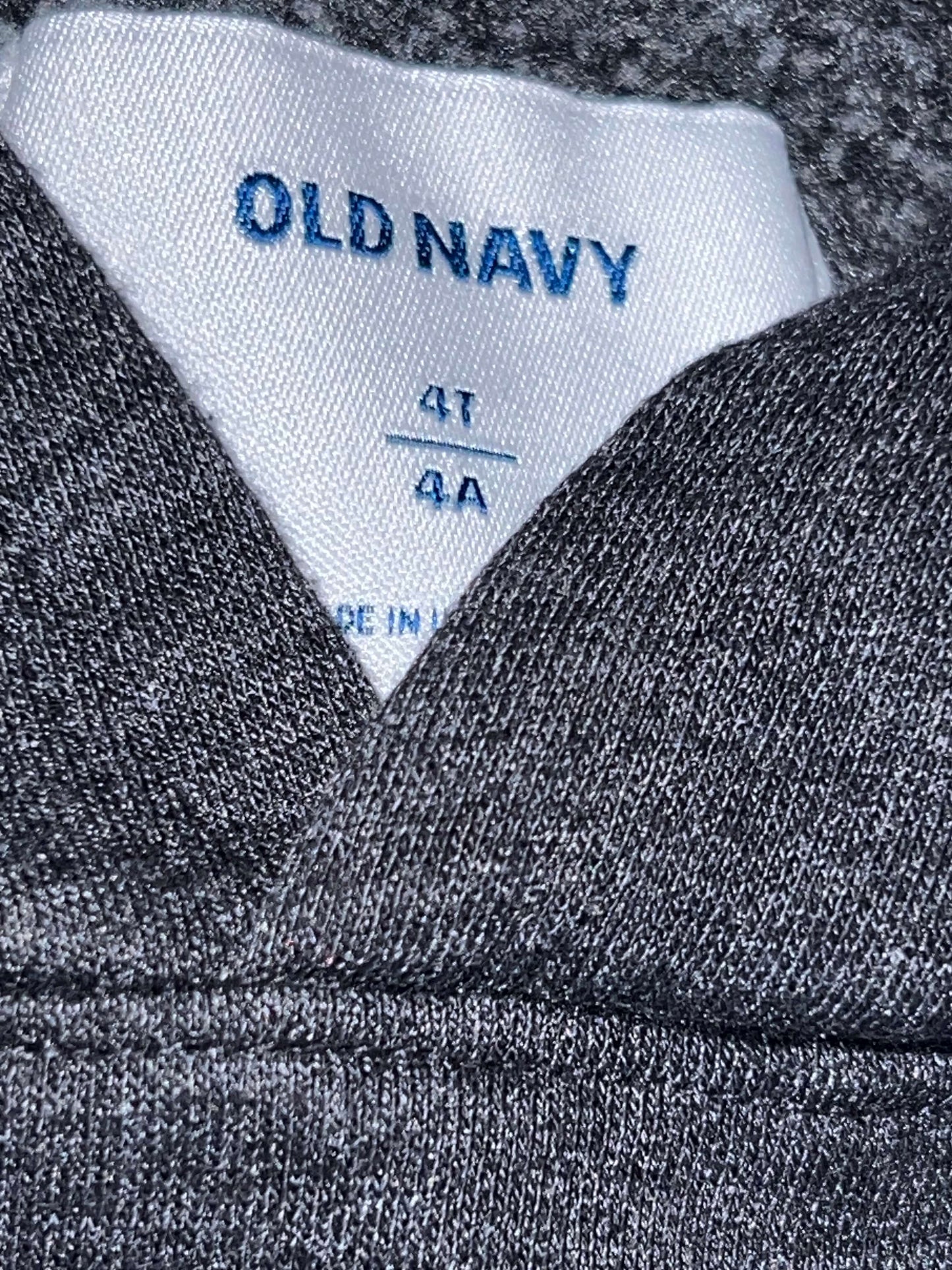 Boys Grey “Jawsome” Shark Hoodie from Old Navy, size 4T, Very Good Used Condition (VGUC), Kids 4/4T