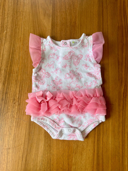 0-3 Month Onesies - 2 Pack EUC, Kids 3 Month (0-3M)