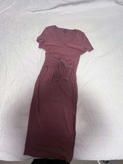 Medium SHEIN pink short sleeve sweater dress, Maternity M (8-10)