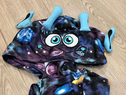 Space Theme Onsie Pajamas with Alien Hood, Monkey Bars brand, One piece PJ, size 4, VGUC, Kids 4/4T