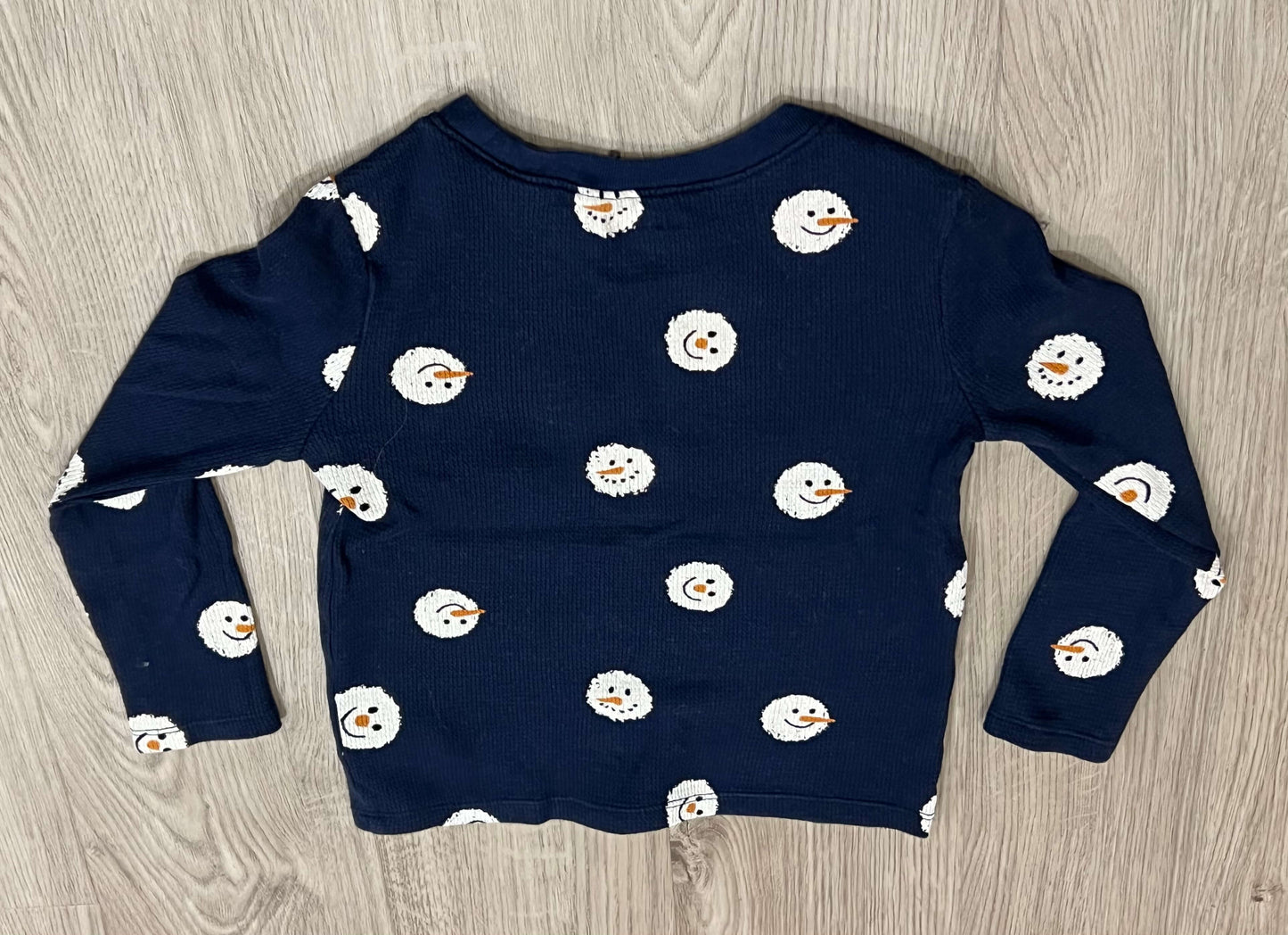 Boys L/S Navy Top with Snowmen Head design from Old Navy, size 5T, EUC, Kids 5/5T