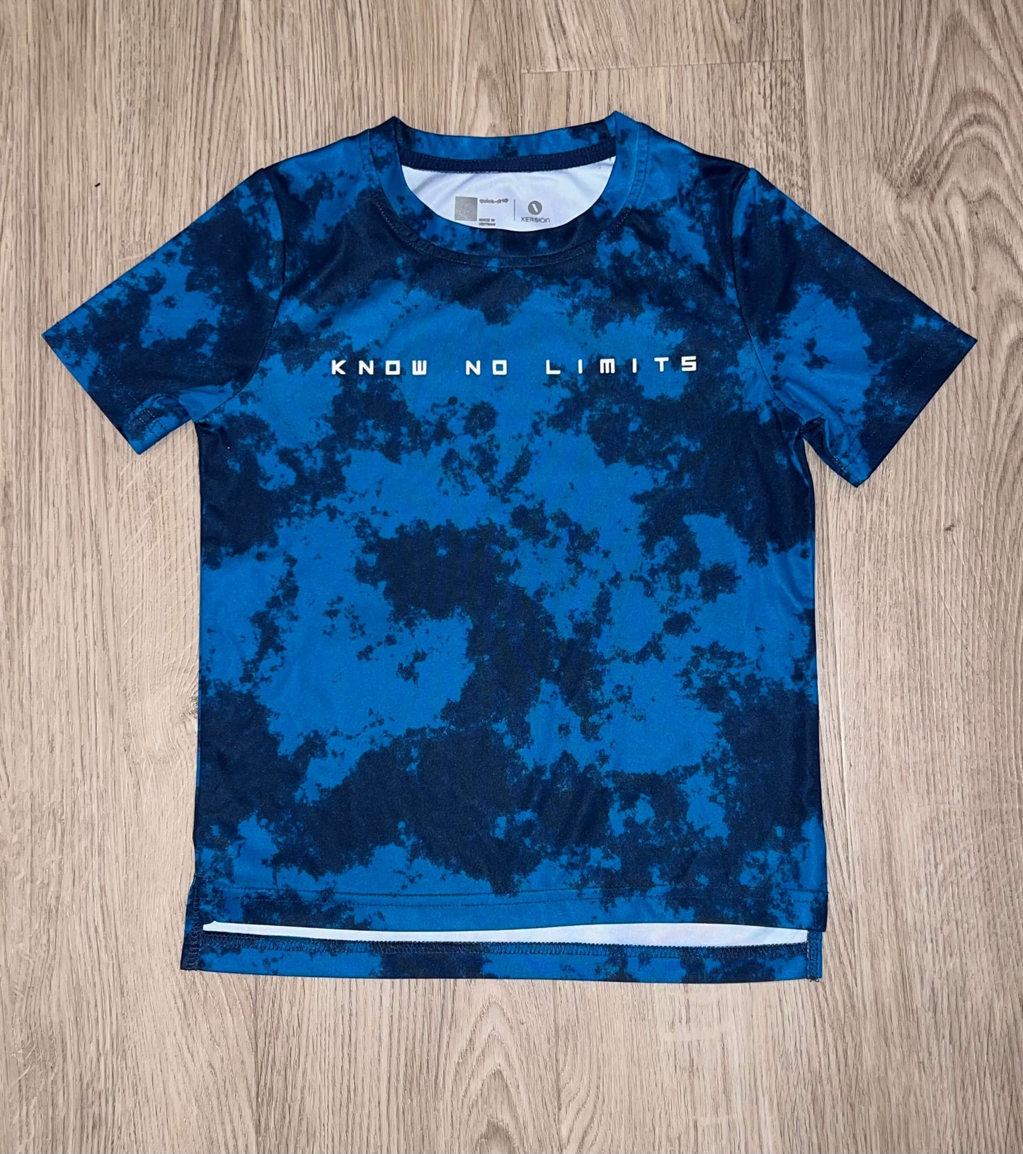 Boys Blue Camo “Know No Limits” T-shirt, Xersion brand, Size XS (4/5) , EUC, Kids 4/4T