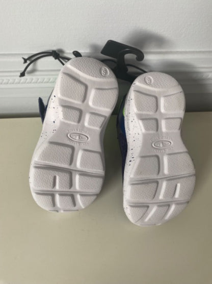 Brand New Toddler Runners, size 6, Shoes 6 (Walkers:12-24 mth)