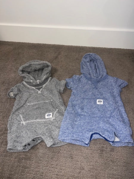 Boys - Gap 3-6mo rompers bundle, Kids 6 Month (3-6M)