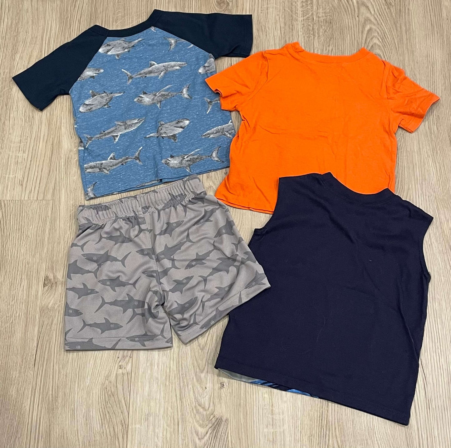Lot of Shark theme clothes, size 2T, VGUC (Old Navy, TCP, Gap kids), Kids 2T