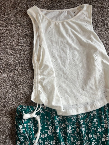 Maternity ruched tank and floral skirt Size XXL / 14