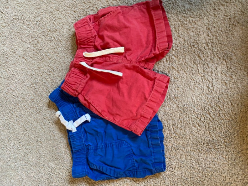 2 pairs of Shorts, 18 months , Kids 18 Month (12-18M)