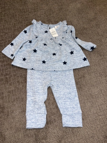 Girls - Brand New Gap 3-6m soft spun outfit, Kids 6 Month (3-6M)