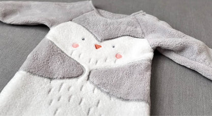 Fleece Penguin sleeper 0-3 months - As new, Kids 3 Month (0-3M)