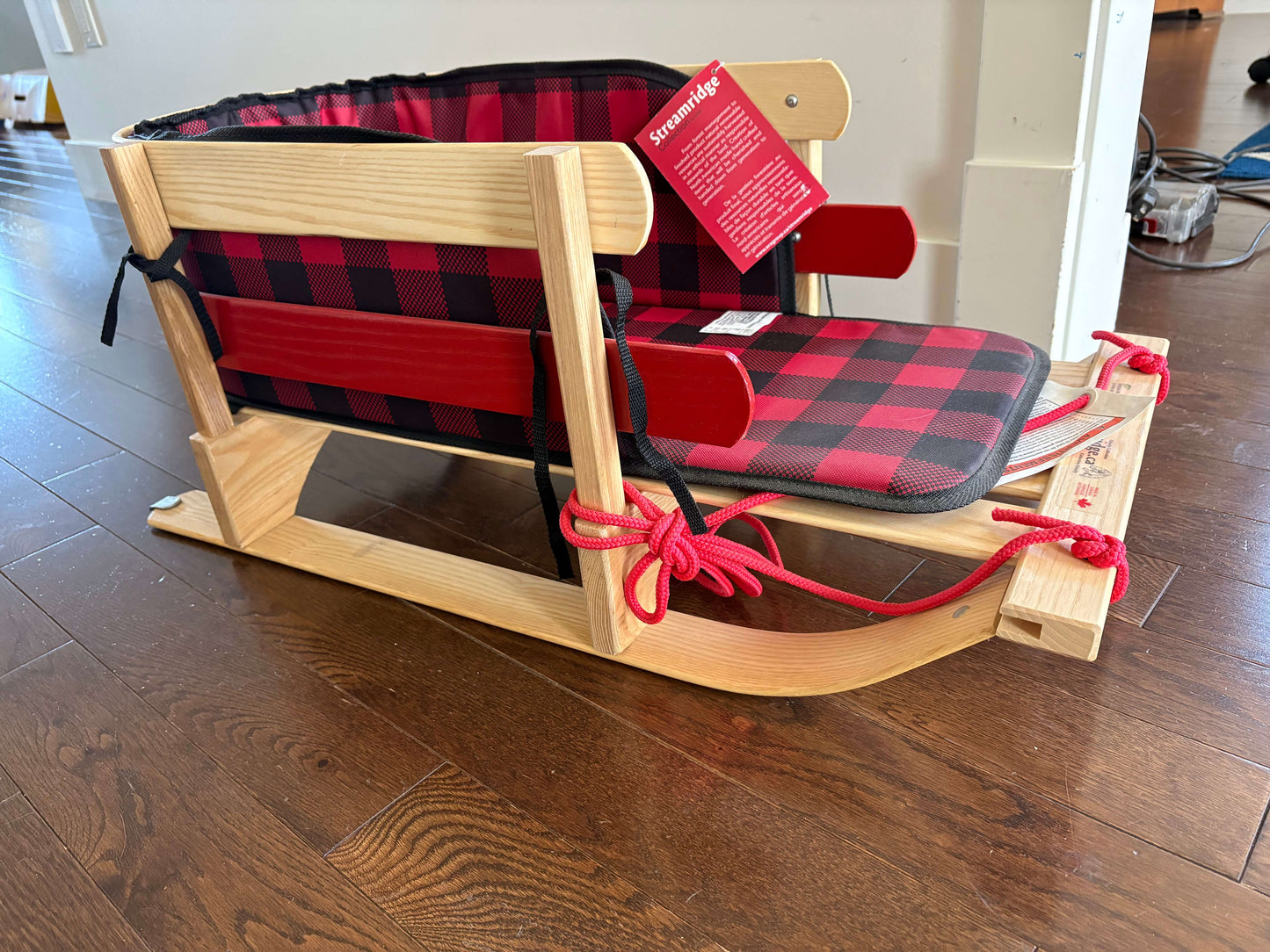 NEW - Streamridge wooden sled with padded insert, retail $150