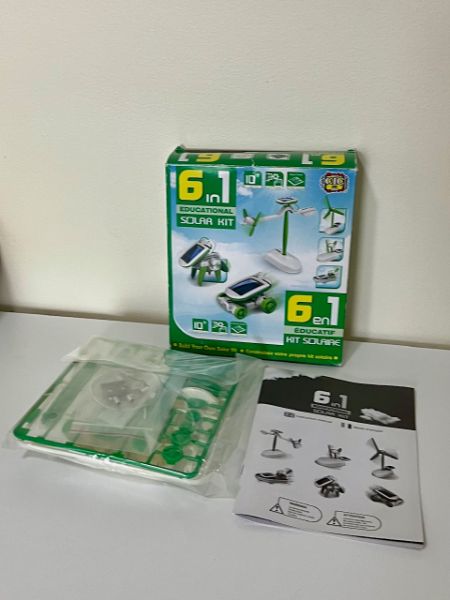 6 in 1 Solar Kit - New in box