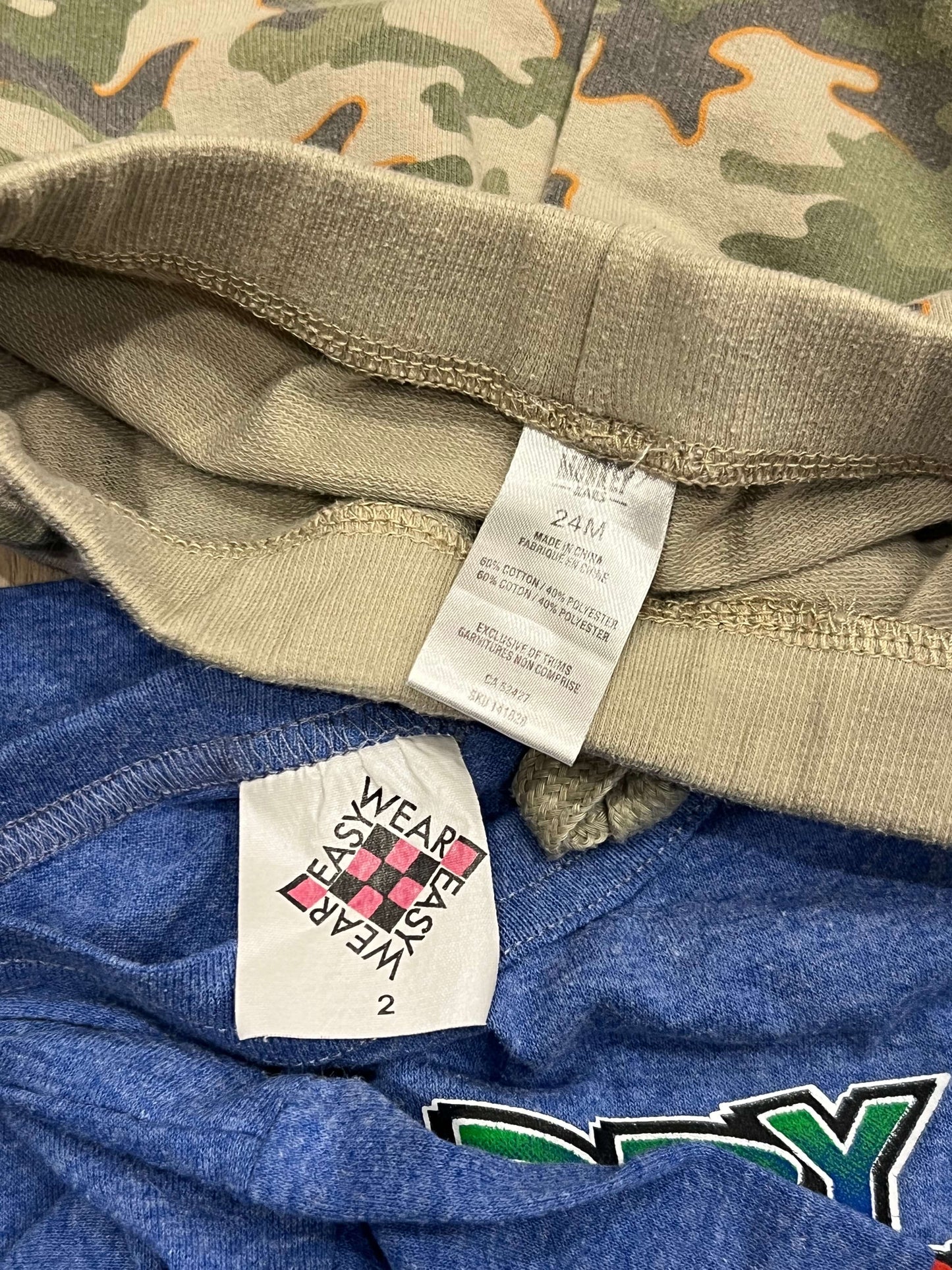 Boys Blue “Daddy Knows A lot, But Grandpa Knows Everything” T-Shirt, size 24 mos & Camo Shorts, size 2, Very Good Used Condition (VGUC), Kids 24 Month (18-24M)