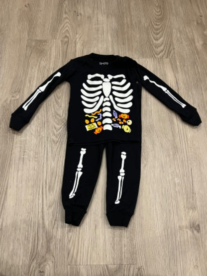 VGUC, Skeleton pajamas, Size 9-12mos, Kids 9 Month (6-9M)