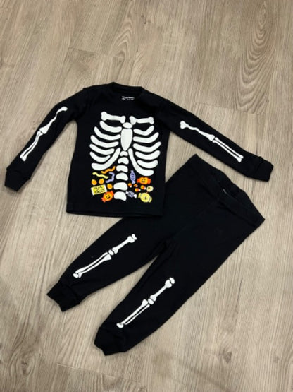 VGUC, Skeleton pajamas, Size 9-12mos, Kids 9 Month (6-9M)