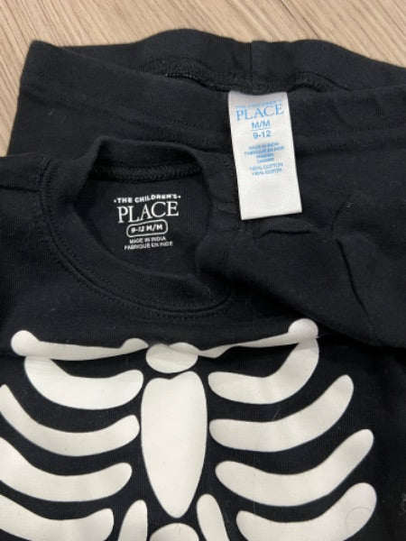 VGUC, Skeleton pajamas, Size 9-12mos, Kids 9 Month (6-9M)