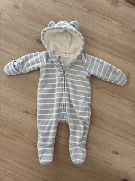 Old Navy Fleece Snowsuit, Kids 3 Month (0-3M)