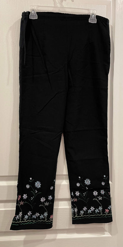 Black Maternity pants with embroidery detail on lower legs, approx size Small, Very Good Used Condition (VGUC), Maternity S (4-6)
