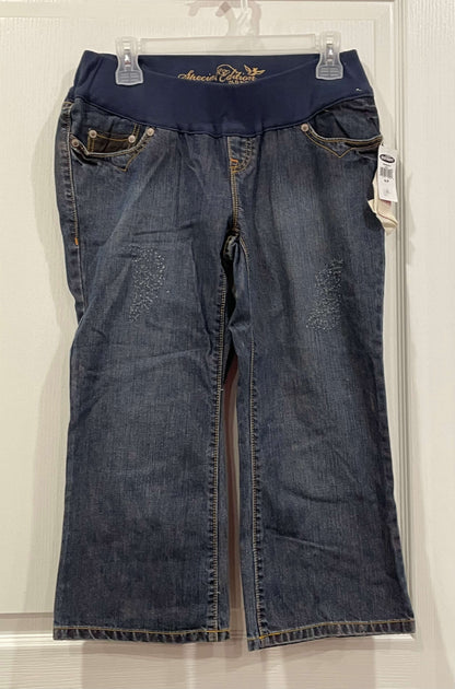 Maternity Denim Capris/Crops from Old Navy, size Small, New With Tag (NWT), Maternity S (4-6)