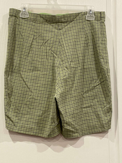 Lime Green Plaid Maternity Shorts, size Small, Very Good Used Condition (VGUC), Maternity S (4-6)