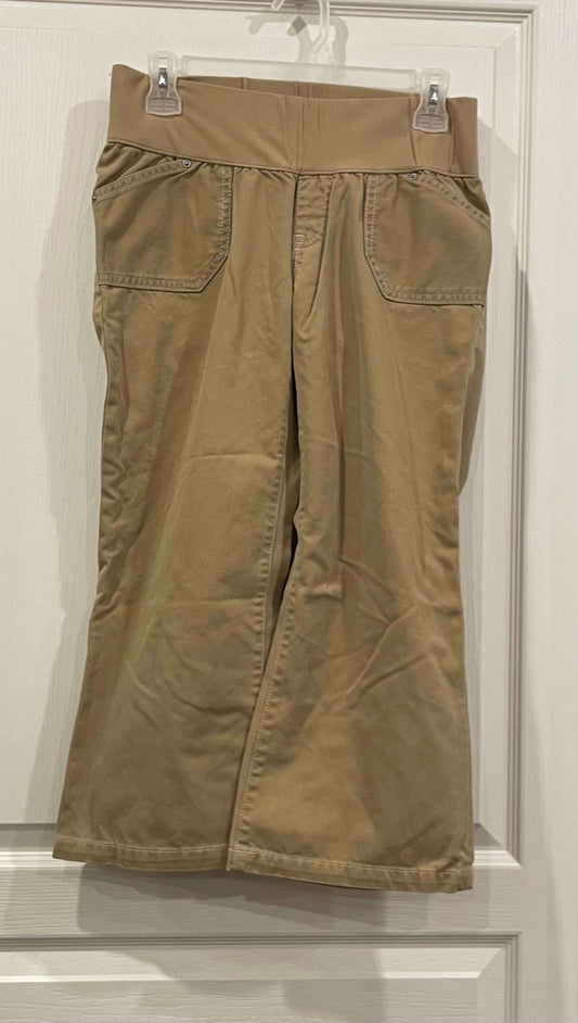 Khaki Maternity Crops/Capris from GAP Maternity, size 6, Excellent Used Condition (EUC), Maternity S (4-6)