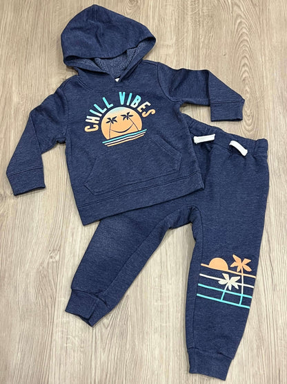 Boys Four (4) Piece Outfit - Hoodie, joggers & crops from Old Navy and T-shirt, size 2, Very Good Used Condition (VGUC), Kids 2T