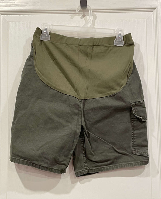 Khaki Green, Maternity Shorts with cargo pocket, size Small, Maternity S (4-6)