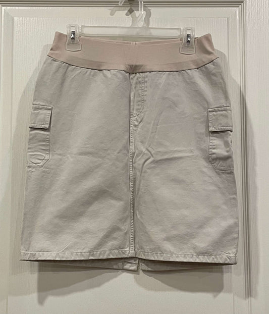 Khaki Short Cargo Maternity Skirt, size Small, Maternity S (4-6)