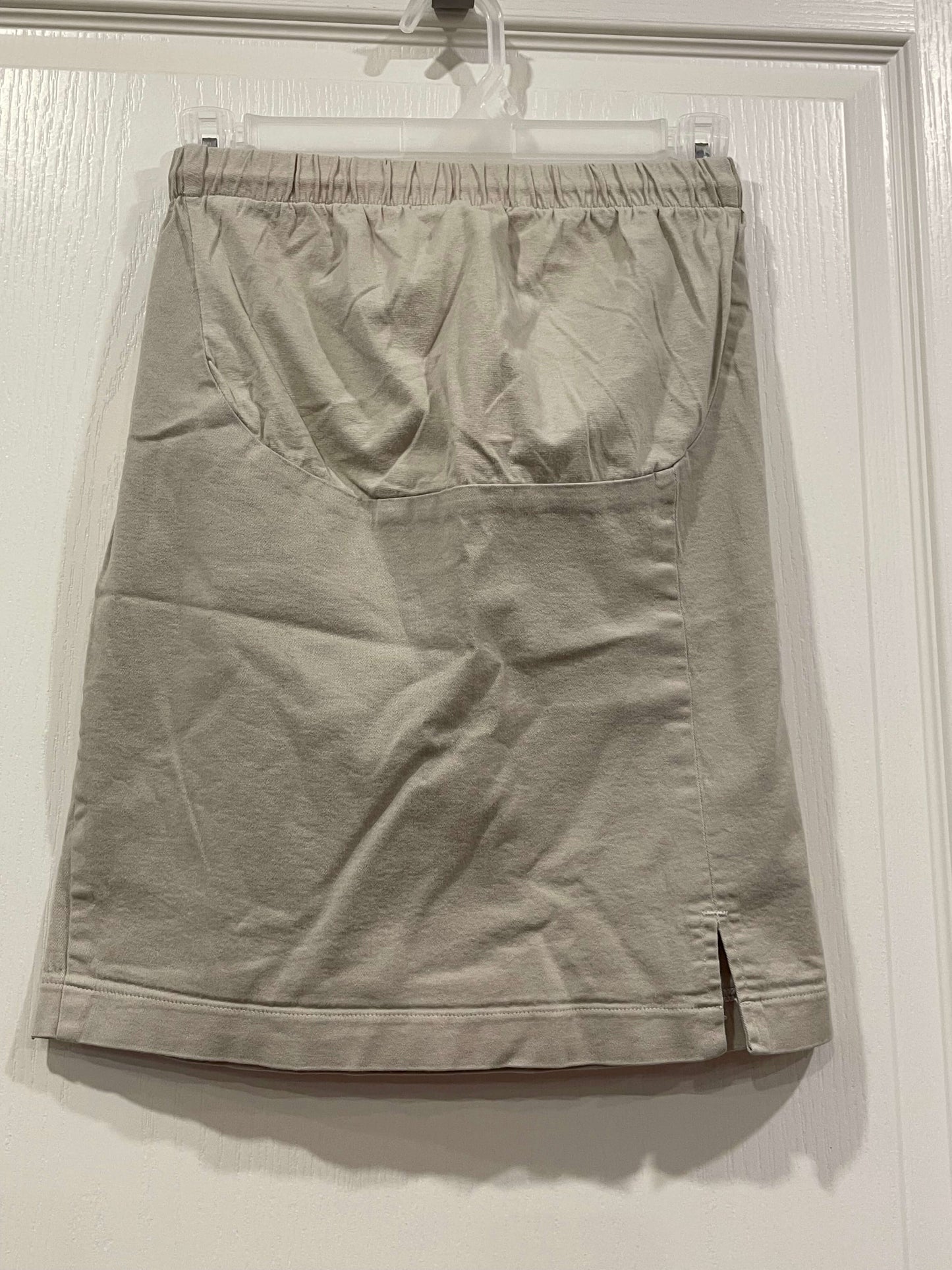 Motherhood Maternity Khaki short skirt, size Small , Maternity S (4-6)