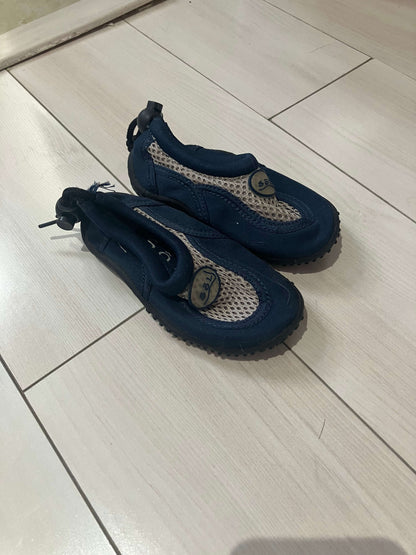 Water shoes, Shoes 6 (Walkers:12-24 mth)
