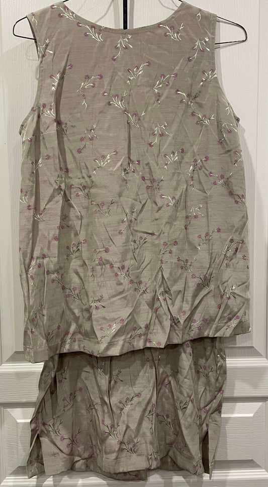 Two piece dressy Maternity outfit (skirt/tank), size Small, Maternity S (4-6)