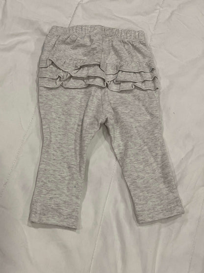Baby Girls Old Navy Leggings with Ruffle NWT 3-6M, Kids 6 Month (3-6M)