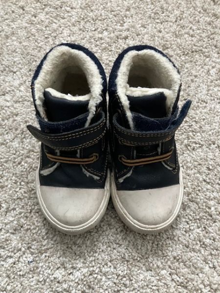 Hightop sneakers, Shoes 7.5 (Toddler:2-4yr)
