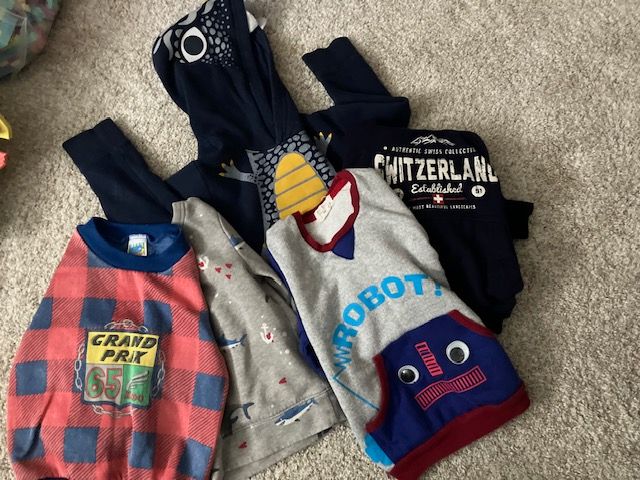 Casual sweater bundle (5), Kids 2T